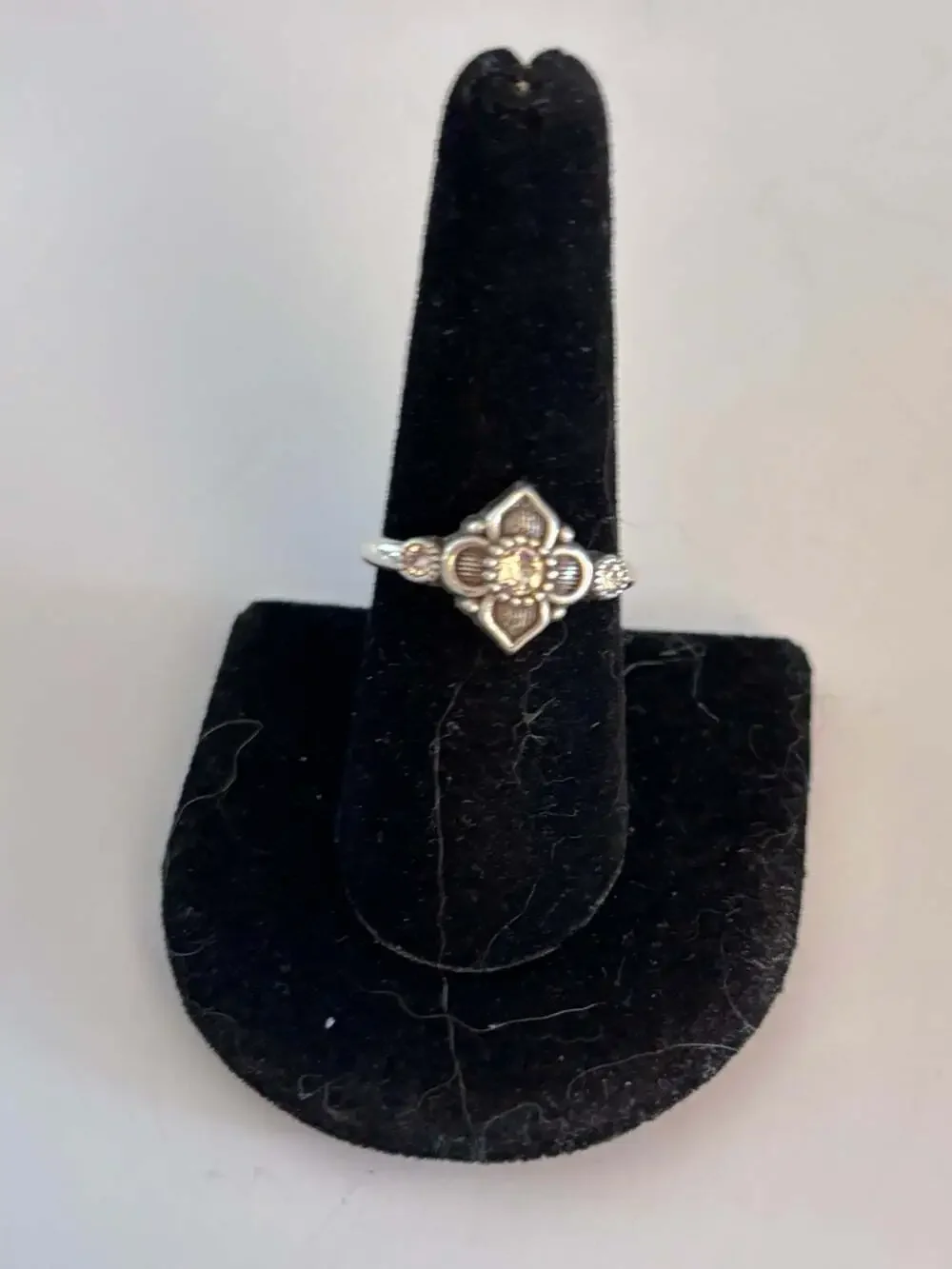Brighton ALCAZAR Ring Size 8 Rare Find! SilverPlate.